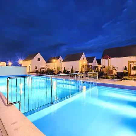 Rogowo - With Swimming Pool * Rogowo (Gryfice)